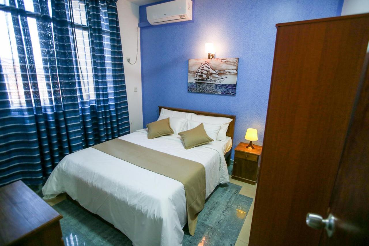 Maple Tree Residencies Hotel Dehiwala-Mount Lavinia Exterior foto